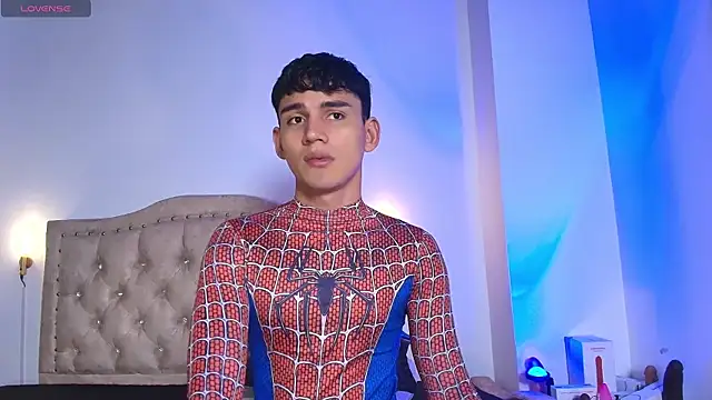 EstebanPerez  online show from October 10, 10:58 am
