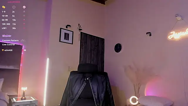 Jess Collen online show from February 28, 8:04 am