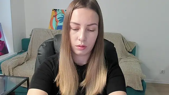 Snapshot of Mia_shy1 chatting on November 28, 6:27 am Mia shy1 online show from November 28, 6:27 am