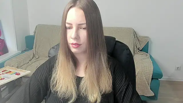 Snapshot of Mia_shy1 chatting on December 5, 6:22 am Mia shy1 online show from December 5, 6:22 am