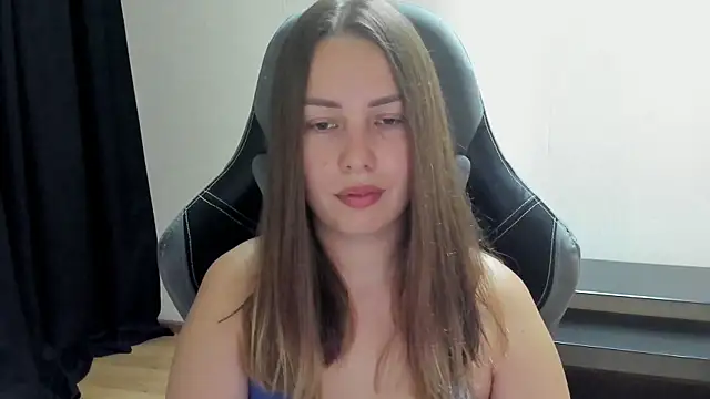 Snapshot of Mia_shy1 chatting on July 7, 4:59 am Mia shy1 online show from July 7, 4:59 am