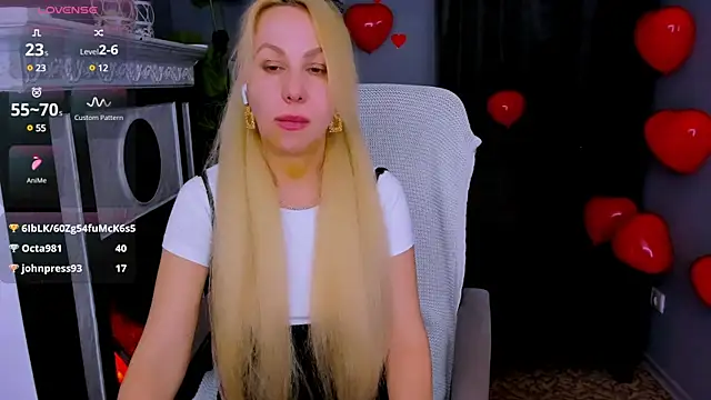 Snapshot of Anny_Jey_ chatting on February 15, 9:04 pm Anny Jey online show from February 15, 9:04 pm