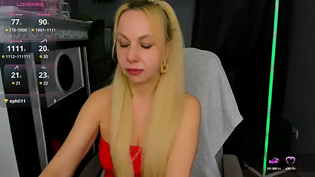 Snapshot of Anny_Jey_ chatting on March 5, 4:34 am Anny Jey online show from March 5, 4:34 am