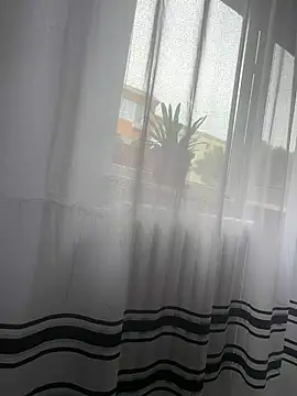 Snapshot of MikyVesela chatting on July 8, 3:05 pm MikyVesela online show from July 8, 3:05 pm