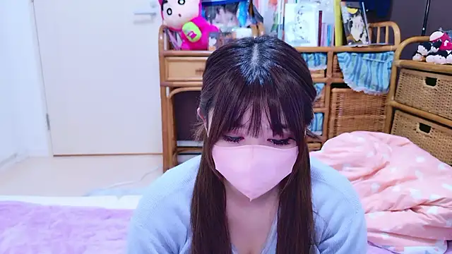 Snapshot of Megu_Melon chatting on October 6, 8:34 am Megu Melon online show from October 6, 8:34 am