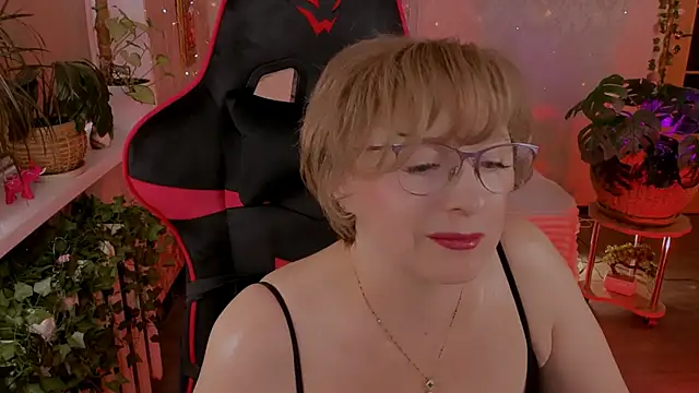 sugar vivien online show from March 15, 11:27 am