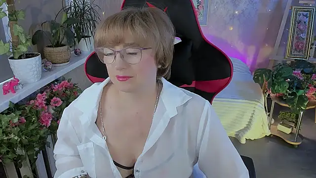Snapshot of sugar_vivien chatting on May 30, 1:41 pm sugar vivien online show from May 30, 1:41 pm