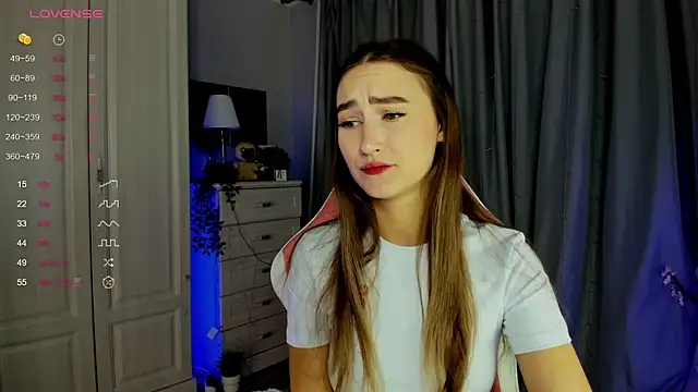 Snapshot of Milemissy chatting on November 6, 3:29 am Milemissy online show from November 6, 3:29 am