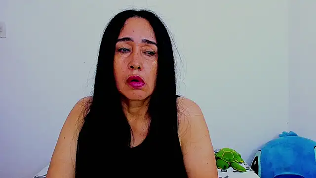 HorniestMilf online show from February 13, 8:38 pm