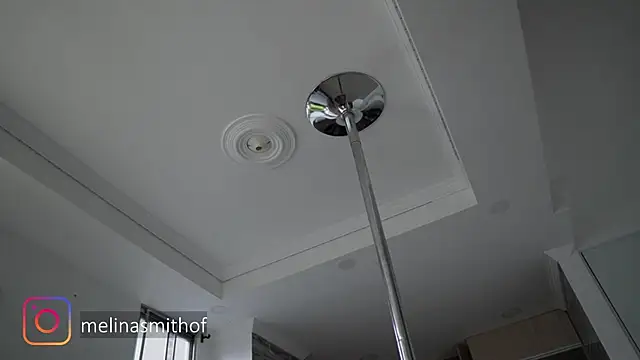 Melina-Smith online show from December 11, 10:38 pm