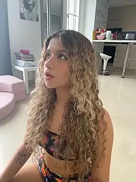 Melina-Smith online show from February 1, 6:06 pm