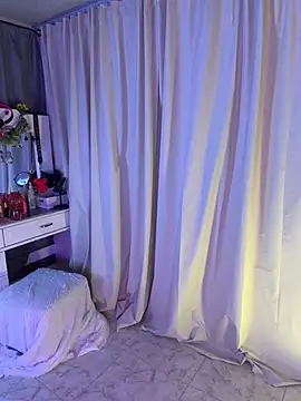 Melina-Smith online show from May 9, 5:01 am