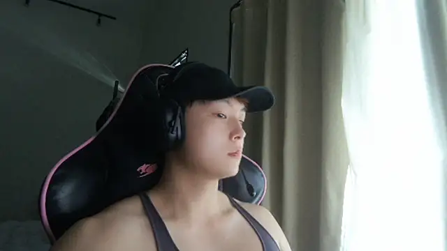 Snapshot of Tkcqcc chatting on December 21, 4:41 am Tkcqcc online show from December 21, 4:41 am