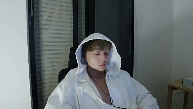 Snapshot of Tkcqcc chatting on February 21, 4:37 pm Tkcqcc online show from February 21, 4:37 pm