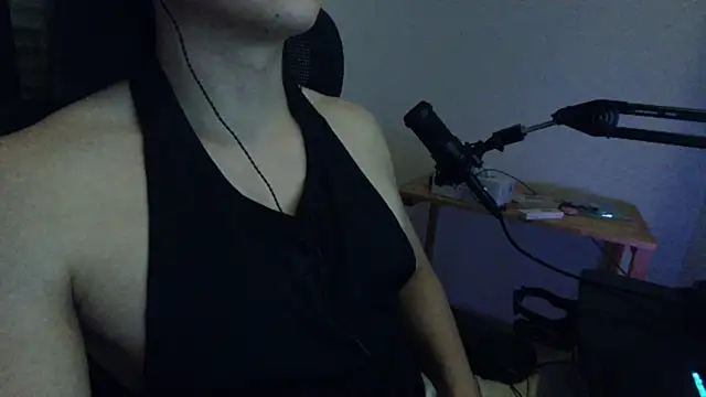 Snapshot of Tkcqcc chatting on February 23, 4:02 pm Tkcqcc online show from February 23, 4:02 pm