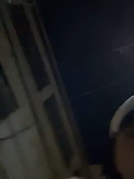 Snapshot of Tkcqcc chatting on December 14, 12:32 pm Tkcqcc online show from December 14, 12:32 pm