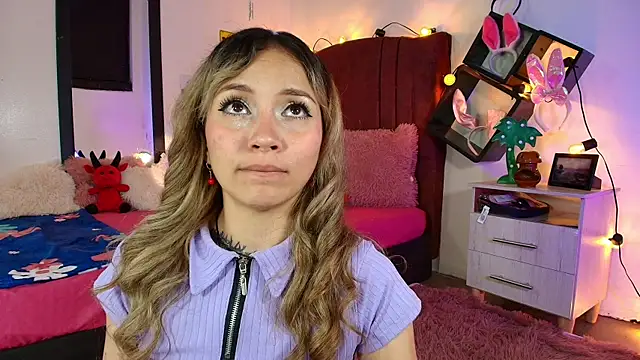 Snapshot of alisson_zafiro_ chatting on March 11, 9:34 am alisson zafiro online show from March 11, 9:34 am