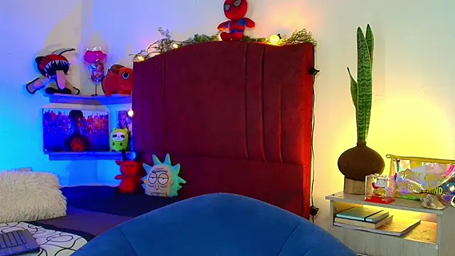 alisson zafiro  online show from March 2, 5:08 am