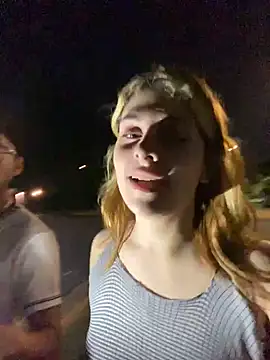 Snapshot of FlorBich chatting on January 12, 4:10 am FlorBich online show from January 12, 4:10 am