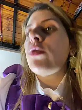 Snapshot of FlorBich chatting on February 21, 3:45 am FlorBich online show from February 21, 3:45 am