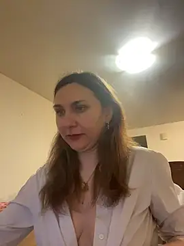 JasmineGlamour online show from June 13, 9:24 pm