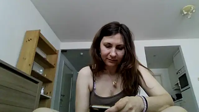 JasmineGlamour online show from July 9, 2:54 pm