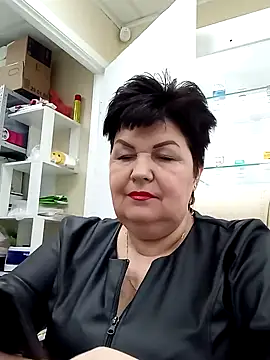 FantasyMichelle online show from January 25, 8:00 am