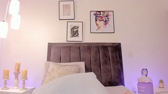 helen mooree online show from February 6, 4:36 pm