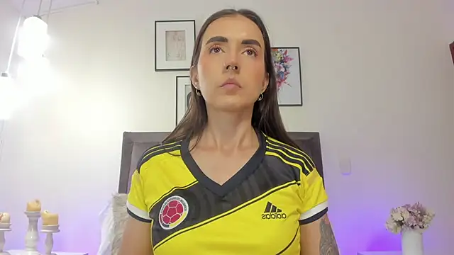 helen mooree online show from June 23, 12:47 pm