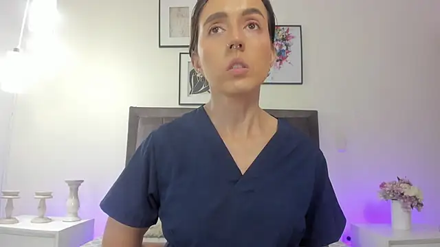 helen mooree online show from July 16, 2:23 pm