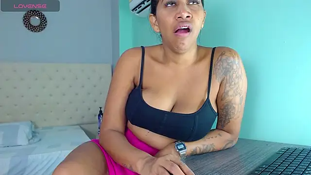 Kristel lee online show from February 20, 12:36 pm