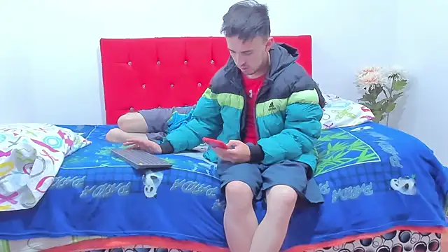 big-dicktop23 online show from December 5, 8:33 am