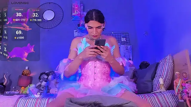 Snapshot of tiffbeatiful chatting on October 30, 9:11 am tiffbeatiful online show from October 30, 9:11 am