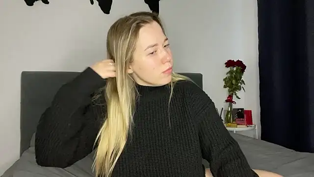 Embersweetbunny online show from January 30, 3:08 pm