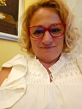 Snapshot of VirginiaNurse chatting on May 29, 10:30 pm VirginiaNurse online show from May 29, 10:30 pm