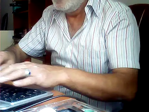 Snapshot of zormen355 chatting on July 6, 3:14 pm zormen355 online show from July 6, 3:14 pm