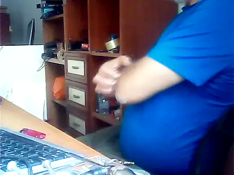 Snapshot of zormen355 chatting on July 9, 3:16 pm zormen355 online show from July 9, 3:16 pm