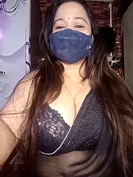 albelasummi702 online show from February 9, 2:04 am