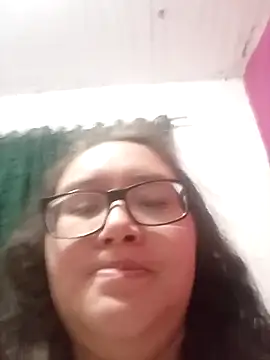 Snapshot of loba9706 chatting on May 16, 7:05 am loba9706 online show from May 16, 7:05 am