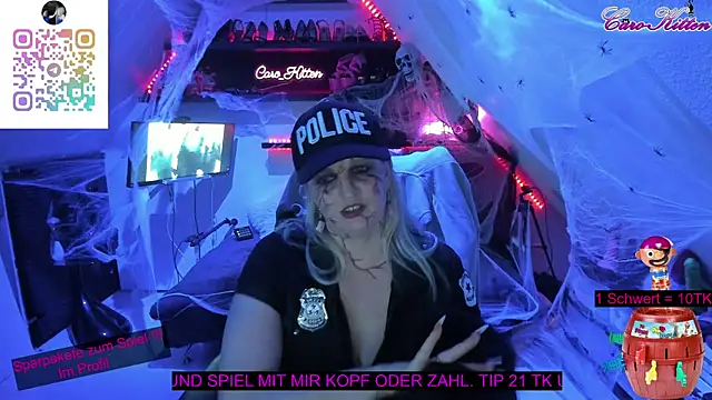 caro kitten online show from October 31, 6:09 pm