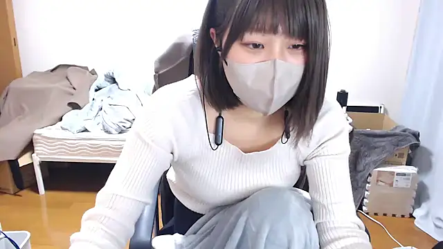 Snapshot of izumi__123 chatting on December 28, 12:35 pm izumi 123 online show from December 28, 12:35 pm