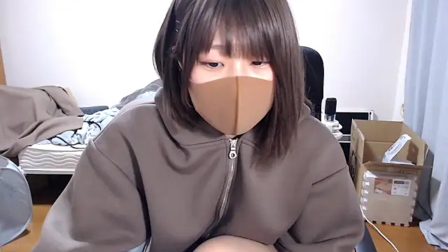 Snapshot of izumi__123 chatting on December 29, 12:45 pm izumi 123 online show from December 29, 12:45 pm