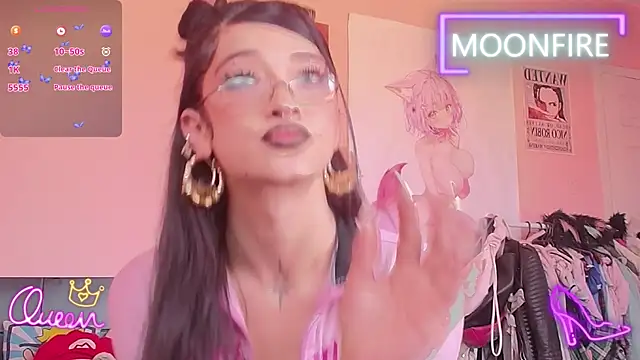 moonfiredancer online show from January 7, 12:29 pm