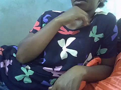 ElianeHot online show from April 25, 2:25 pm