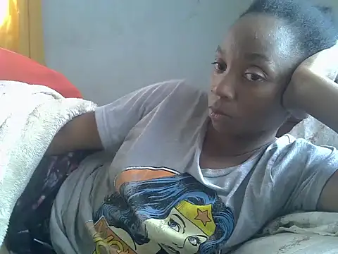 Snapshot of ElianeHot chatting on July 9, 8:51 am ElianeHot online show from July 9, 8:51 am