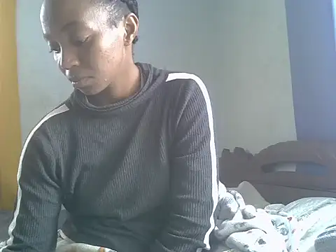 Snapshot of ElianeHot chatting on July 12, 6:48 am ElianeHot online show from July 12, 6:48 am