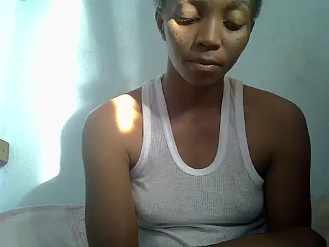 Snapshot of ElianeHot chatting on July 26, 1:07 pm ElianeHot online show from July 26, 1:07 pm