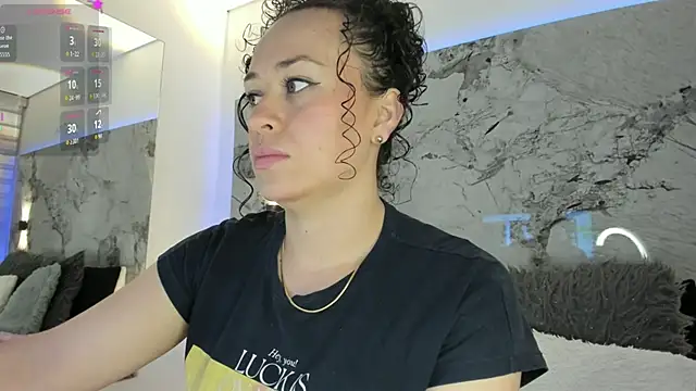 LIZ HOLMES online show from September 30, 10:20 am