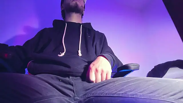 s sven03 online show from November 23, 12:43 am