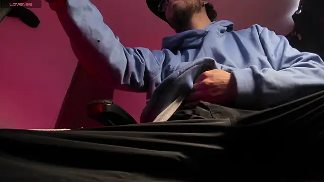 s sven03 online show from January 6, 9:29 pm